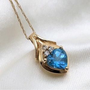 💕Stunning estate 10 k blue topaz and CZ pendant and chain